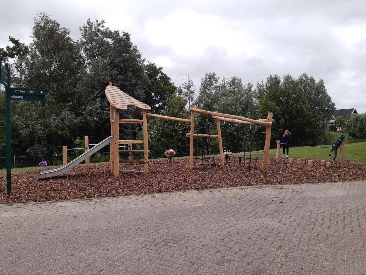 Luxe Zomerwoning Met Omheinde Tuin Voor Hond En Kinderen Dirkshorn Exterior photo