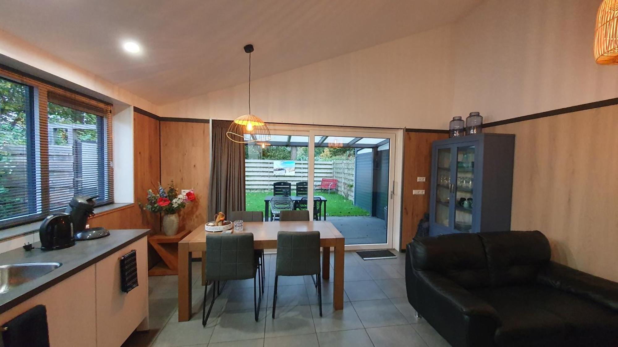 Luxe Zomerwoning Met Omheinde Tuin Voor Hond En Kinderen Dirkshorn Exterior photo